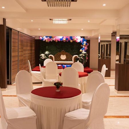 Gold Crest Business Hotel Navi Mumbai Luaran gambar