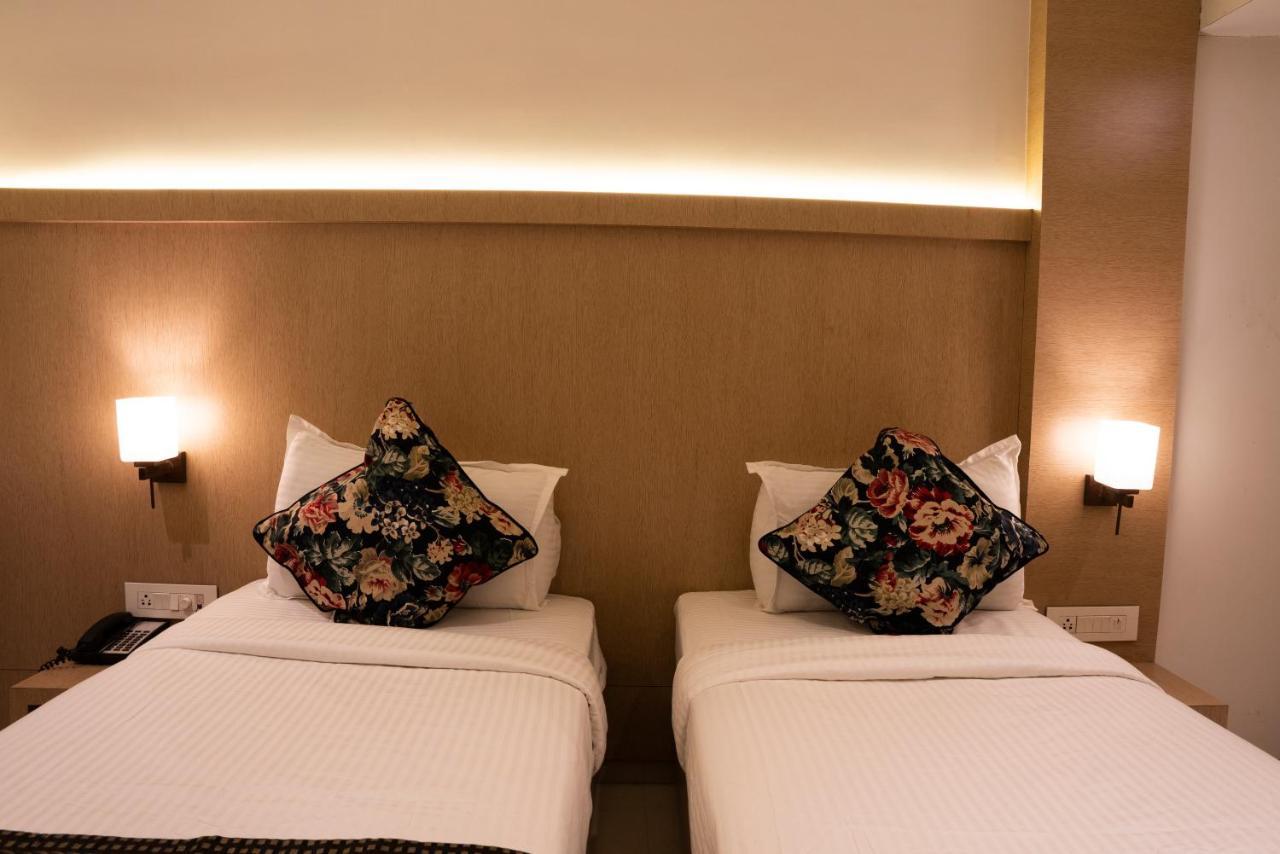 Gold Crest Business Hotel Navi Mumbai Luaran gambar