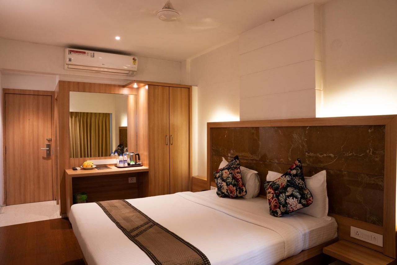 Gold Crest Business Hotel Navi Mumbai Luaran gambar